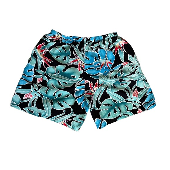🍿SOLD🍿Vintage Hawaiian Floral Print Shorts - Picture 4 of 7